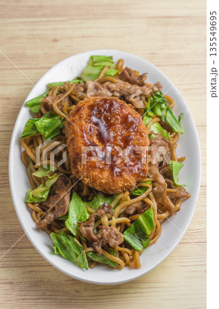 焼きそばコロッケ 135549695