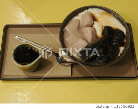 タロと仙草の涼味 ― Waterloo・ToyaTentoの甘味皿 タロと仙草の涼味 ― Waterloo・ToyaTentoの甘味皿 135550922