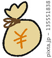 日本円が入った現金袋の手描きイラスト 135551838