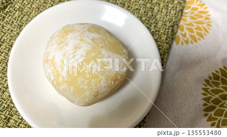 広島名物のはっさく大福 広島名物のはっさく大福 135553480