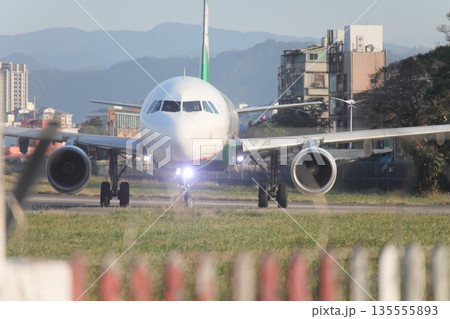 Airbus A330-300 Airbus A330-300 135555893