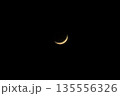 美しい三日月 135556326