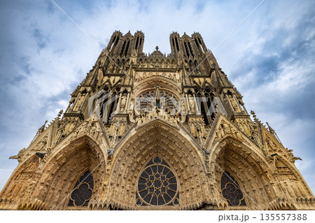 Reims, Marne, Grand-Est, France, August, 28th, 2025, Champagne Area, Vertical Gothic structure Reims, Marne, Grand-Est, France, August, 28th, 2025, Champagne Area, Vertical Gothic structure 135557388