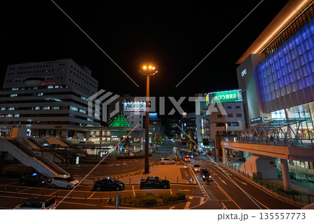 夜の高崎駅東口　群馬県高崎市 135557773