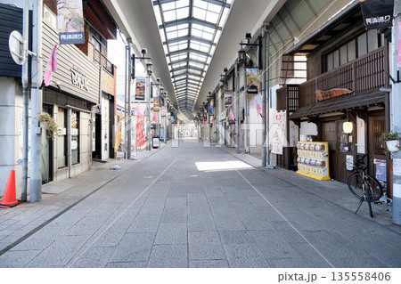 広島県尾道市_尾道本通り商店街2_2025年3月 135558406