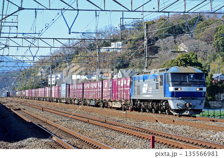 東海道本線 二宮-大磯 JR貨物 EF210-118(新鶴見) 東海道本線 二宮-大磯 JR貨物 EF210-118(新鶴見) 135566981
