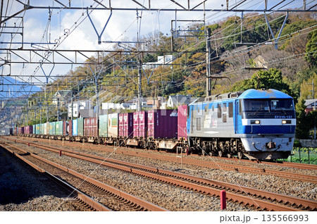 東海道本線 二宮-大磯 JR貨物 EF210-137(岡山) 東海道本線 二宮-大磯 JR貨物 EF210-137(岡山) 135566993