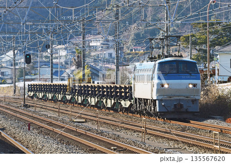 東海道本線　二宮－大磯　JR貨物　EF66-105（吹田）＋日鐵チキ 135567620