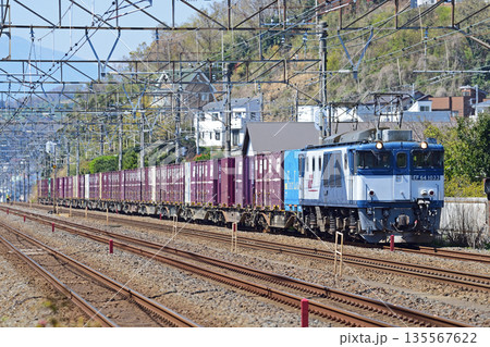 東海道本線　二宮－大磯　JR貨物　EF64-1033（愛知） 135567622