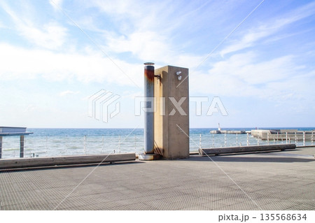 屋上の煙突 135568634