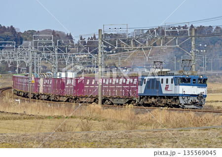 総武本線　佐倉－物井　JR貨物　EF64-1033（愛知） 135569045