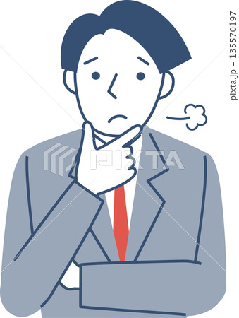 困った表情の男子学生の上半身 135570197
