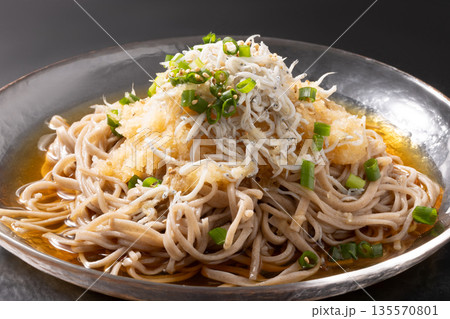 大根おろし　しらす　蕎麦 135570801