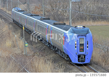石勝線　追分－南千歳　JR北海道　キハ283系　スーパーおおぞら 135571880