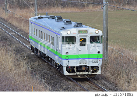 石勝線　追分－南千歳　JR北海道　キハ40-1762（苫小牧） 135571882