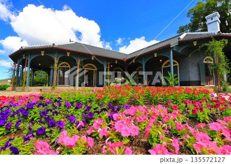 【長崎県】晴天の長崎のグラバー園(旧グラバー住宅) 【長崎県】晴天の長崎のグラバー園(旧グラバー住宅) 135572127