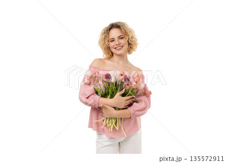 8 March honors women with flowers and joy in spring, isolated, PNG 8 March honors women with flowers and joy in spring, isolated, PNG 135572911