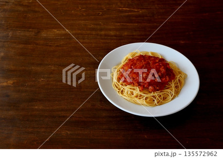 手作りミートソーススパゲッティ 135572962