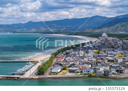 《佐賀県》唐津城から眺める眺望 《佐賀県》唐津城から眺める眺望 135573129