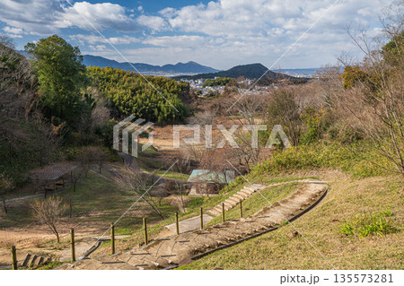 甘樫丘　飛鳥歴史公園甘樫丘地区　奈良県明日香村 135573281