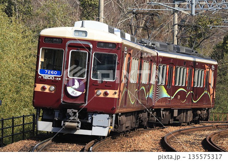 【能勢電鉄】7200系〜茜音〜（妙見線：山下駅） 135575317