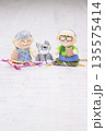 おじいちゃんとおばあちゃんの人形 135575414