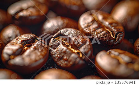 《AI画像》焙煎したコーヒー豆 135576941