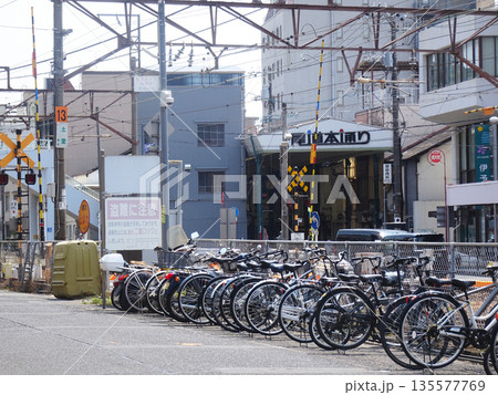 尾道本通りと尾道駅周辺の景色（広島県尾道市） 135577769