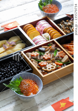 おせち料理、和食、祝い膳、 おせち料理、和食、祝い膳、 135579734
