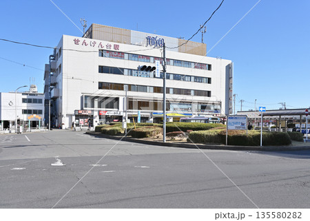鉄道　私鉄：東武伊勢崎線　せんげん台駅　西口 135580282