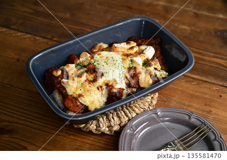 チーズ焼きカレー チーズ焼きカレー 135581470