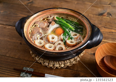 鍋焼きラーメン 鍋焼きラーメン 135581523
