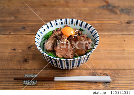 チャーシュー丼 チャーシュー丼 135581535