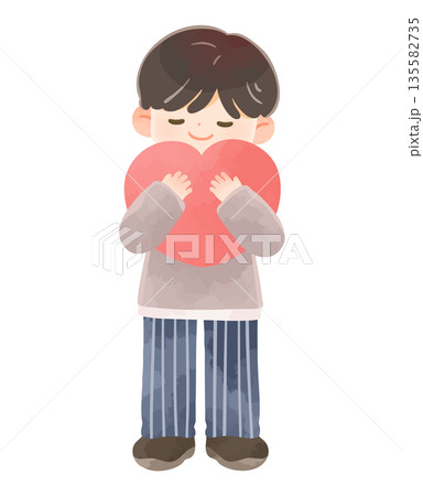 笑顔でハートを抱きしめる子ども　男の子　主線なし 135582735