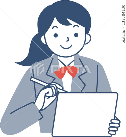 タブレットを使って勉強をする女子学生の上半身 135584130