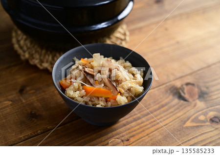 松茸ご飯 松茸ご飯 135585233