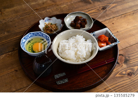 ご飯とご飯のお供 ご飯とご飯のお供 135585279
