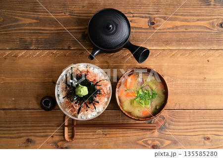 わさび飯とみそ汁 わさび飯とみそ汁 135585280