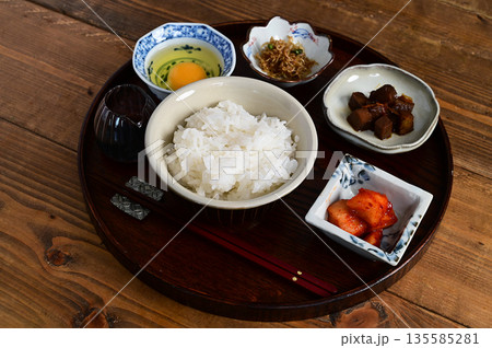 ご飯とご飯のお供 ご飯とご飯のお供 135585281