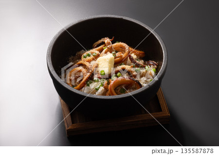 石焼き イカ バター チーズ ご飯 石焼き イカ バター チーズ ご飯 135587878