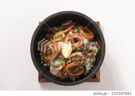 石焼き イカ バター チーズ ご飯 石焼き イカ バター チーズ ご飯 135587881
