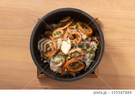 石焼き イカ バター チーズ ご飯 石焼き イカ バター チーズ ご飯 135587884