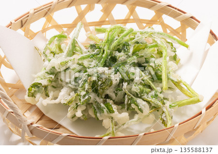 せり　天ぷら 135588137