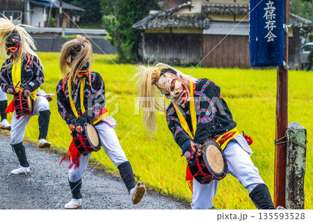 肥前佐賀の秋祭り-母ヶ浦面浮立 肥前佐賀の秋祭り-母ヶ浦面浮立 135593528