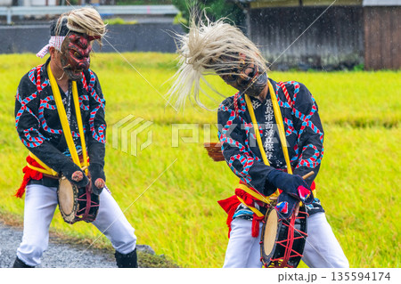 肥前佐賀の秋祭り-母ヶ浦面浮立 肥前佐賀の秋祭り-母ヶ浦面浮立 135594174