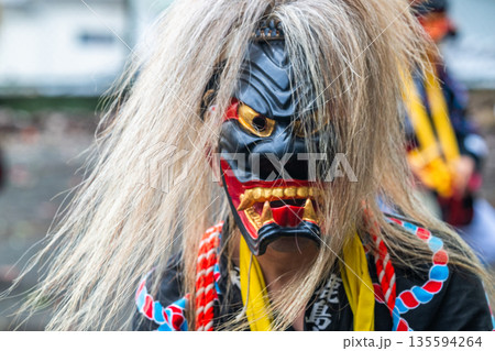肥前佐賀の秋祭り－母ヶ浦面浮立 135594264