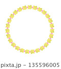 蠟梅の花の円形飾り枠イラスト 135596005