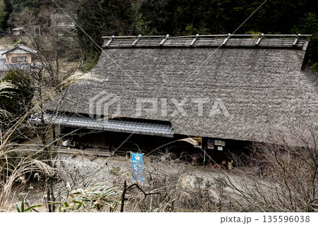 大正レトロロマン　日本大正村の古民家 135596038