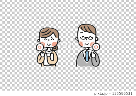 資深男女員工舉起圓圈標誌 135596531