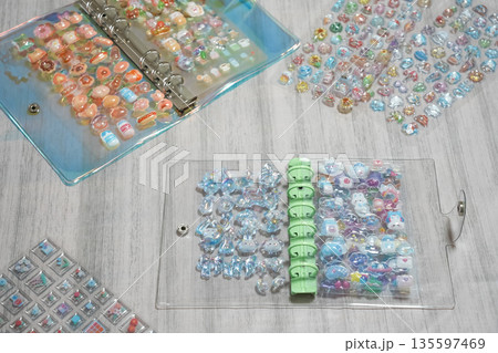 大人気のボンボンドロップシールとシール帳 大人気のボンボンドロップシールとシール帳 135597469